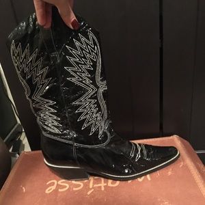 Black Women’s Chic Cowboy Boots size 10